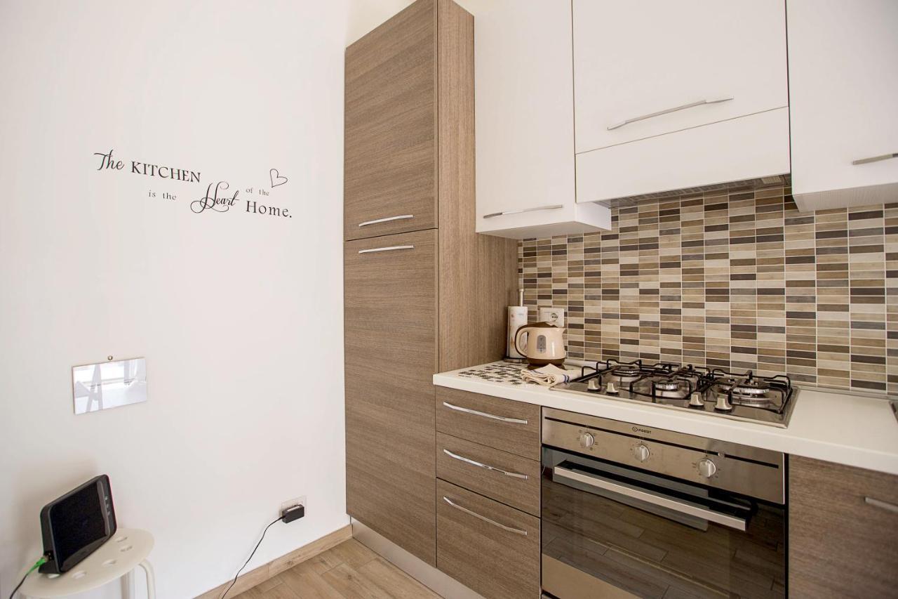 Lorenteggio Studio Apt Milan Exterior photo